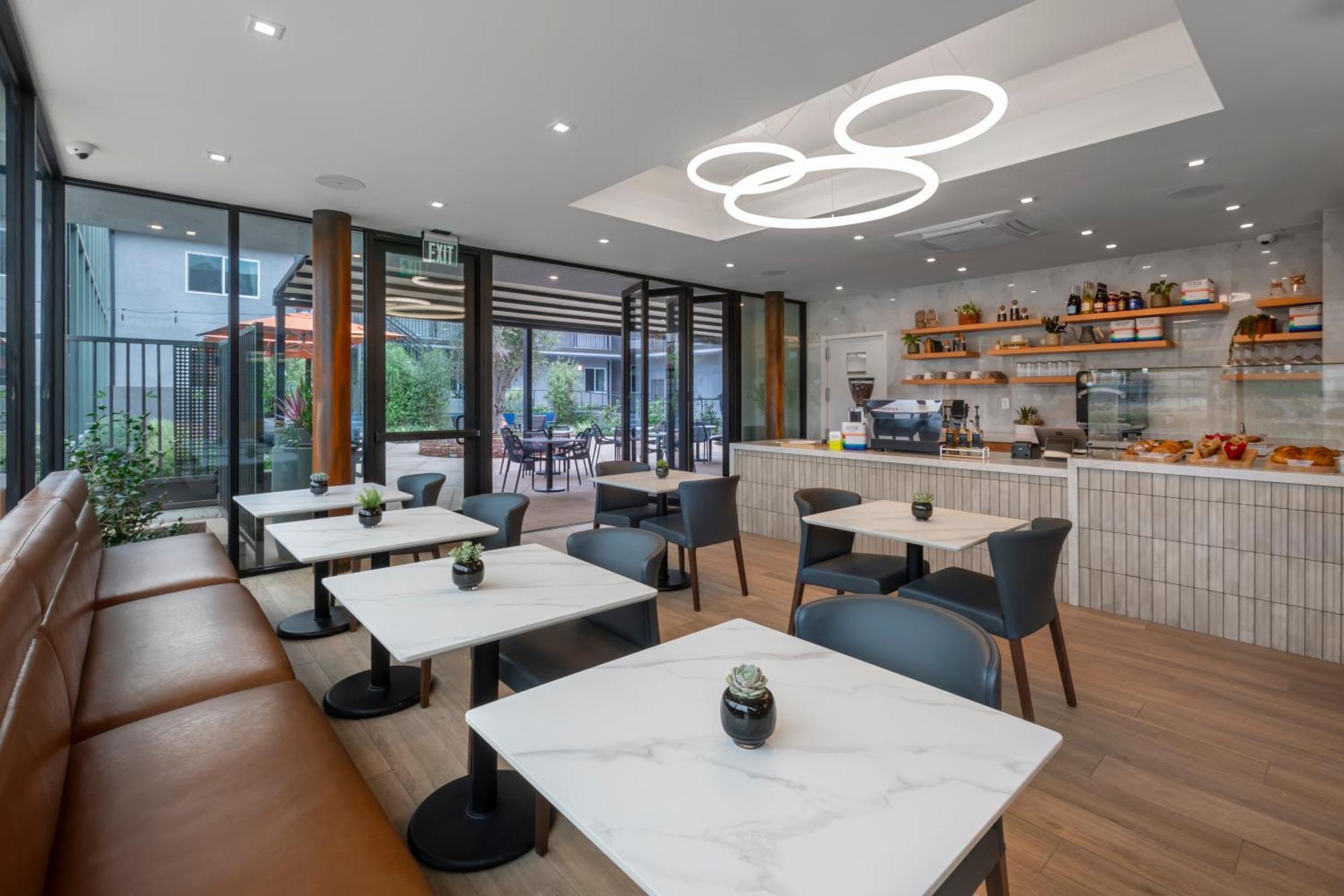 Olivia Hotel — Photos 2